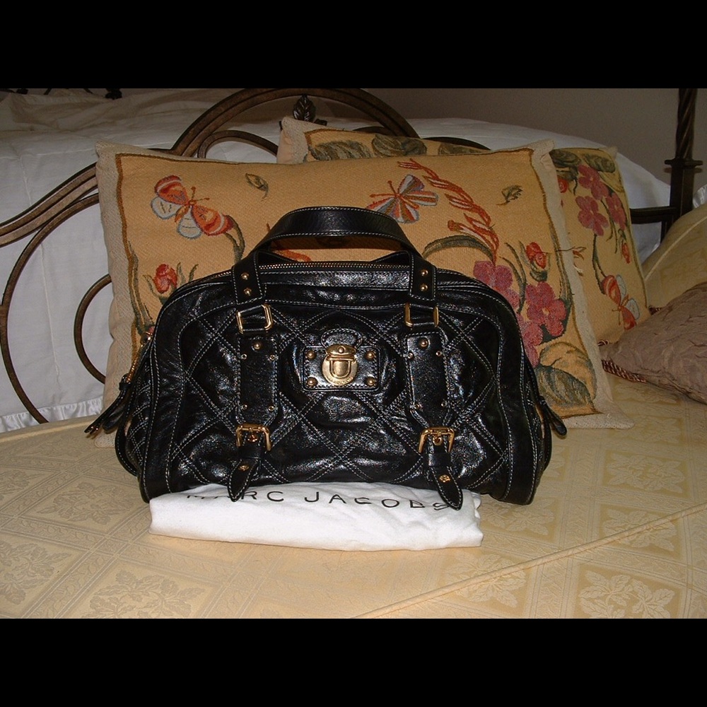 Marc Jacobs “Emily” black leather bag, EUC